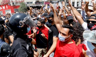 Re-Balancing the Bourgeois Order in Tunisia